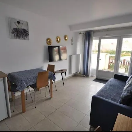 Cambita * Montévrain